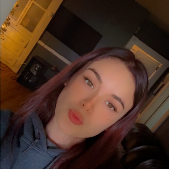 alexislevesq968